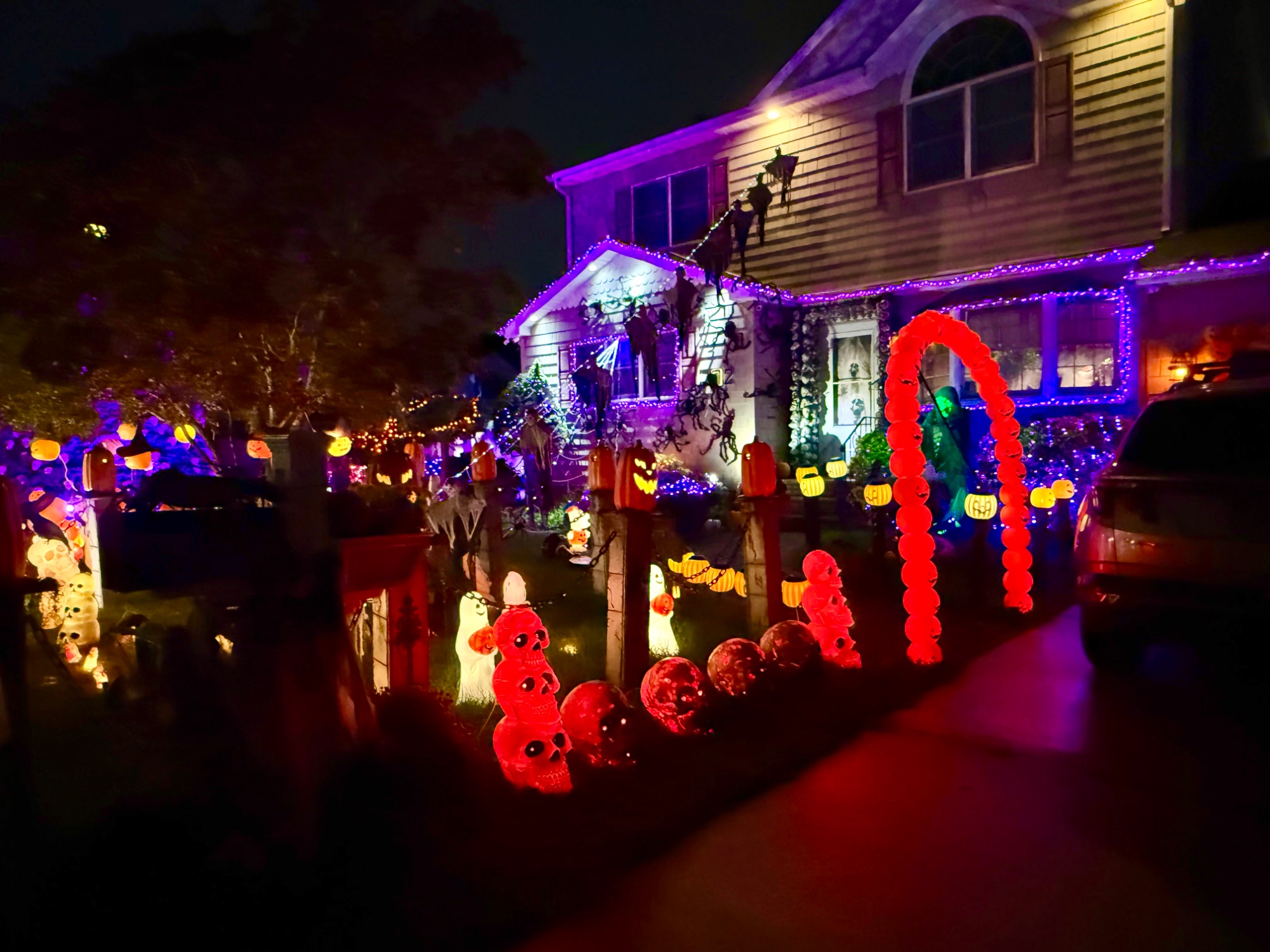 Halloween display at 72 7th Avenue, West Babylon